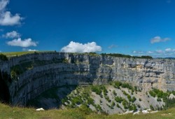 Panorama du Creux-du-Van depuis la Caraffe...